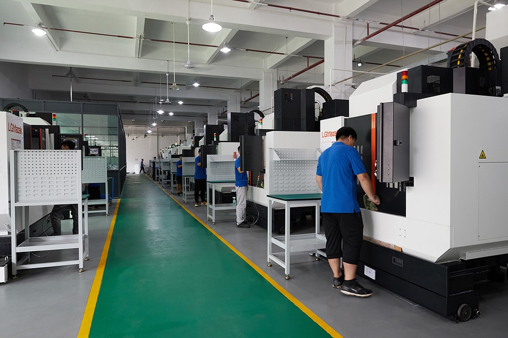 3 axis,4 axis, and 5 axis CNC Machining workshop of Rapid CNC Prototyping 